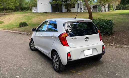 Kia Picanto Behind
