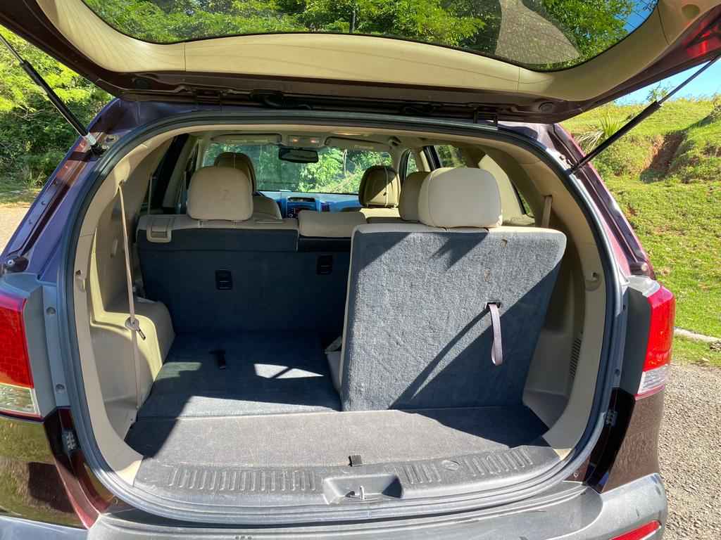 Kia Sorento Trunk