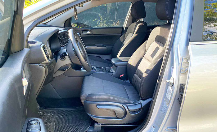 Kia Sportage front seat