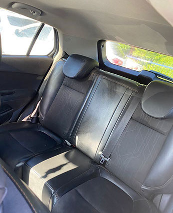 Jeep Wrangler&nbsp; inside