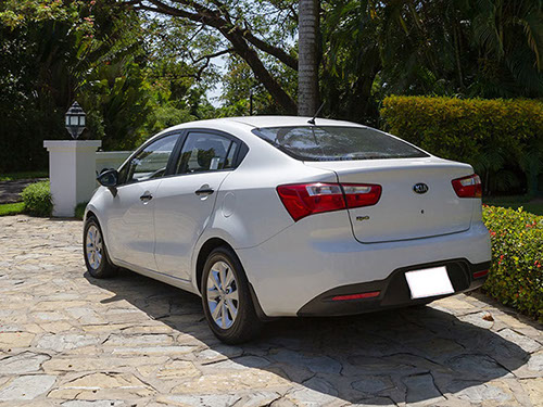 Kia Rio back