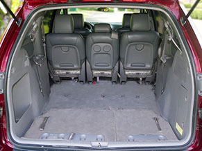 Toyota Sienna tail gate up