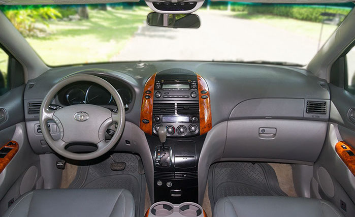 Toyota Sienna interior